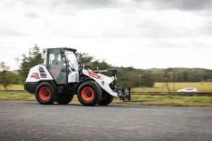 bobcat-l85-rovokopac-7