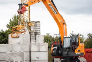 develon-DX235LCR-sservis-6