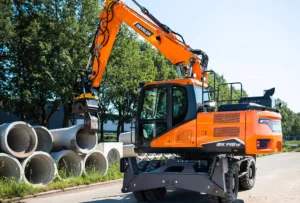 develon-dx140w-7-bager-na-kolesih-6